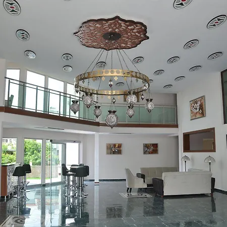 Malahit Exclusive فندق 2*