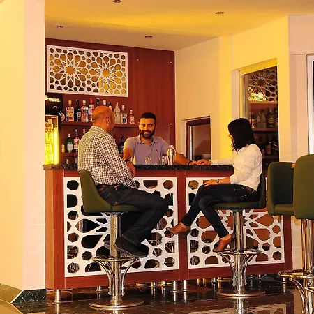 Malahit Exclusive فندق
