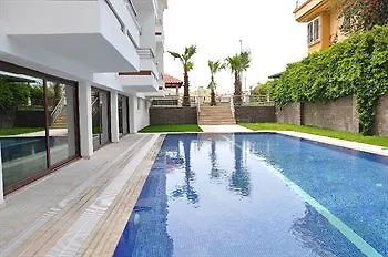 Malahit Exclusive Hotel